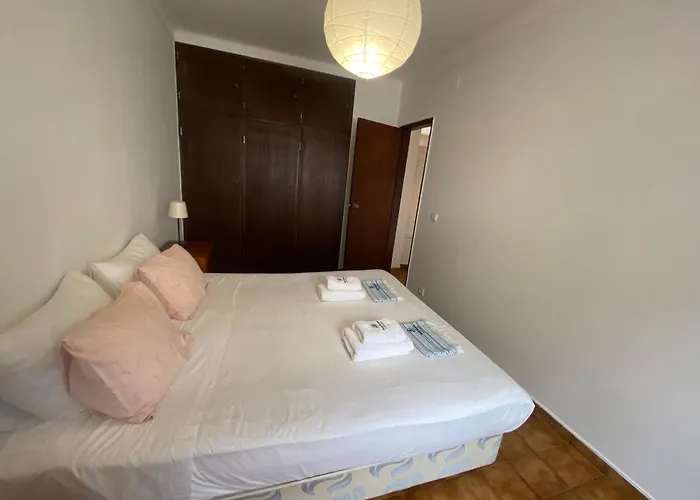 39 - Cantinho Do Mar Ferrel (Leiria)